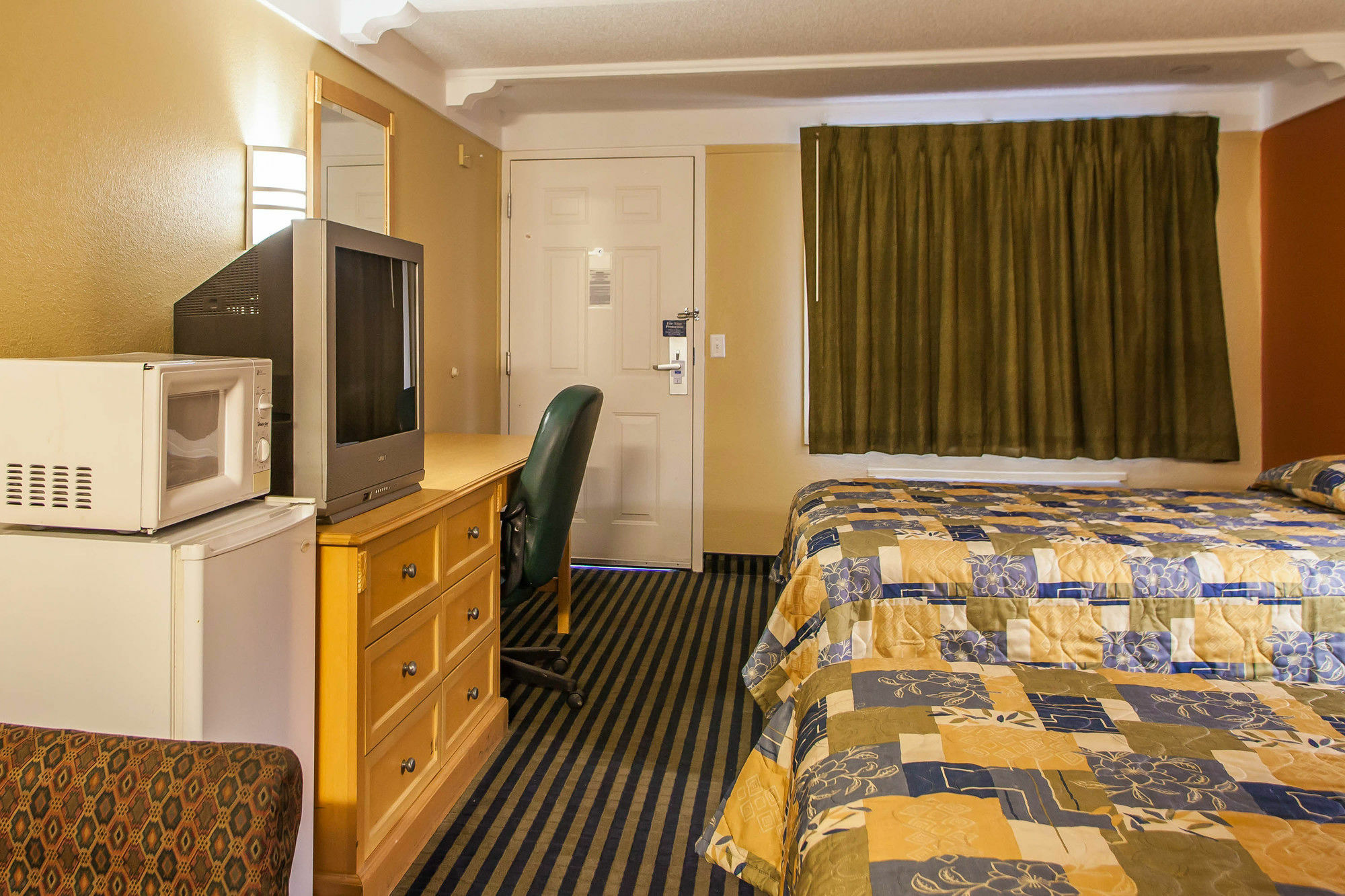 Relax Inn Saint Charles ภายนอก รูปภาพ